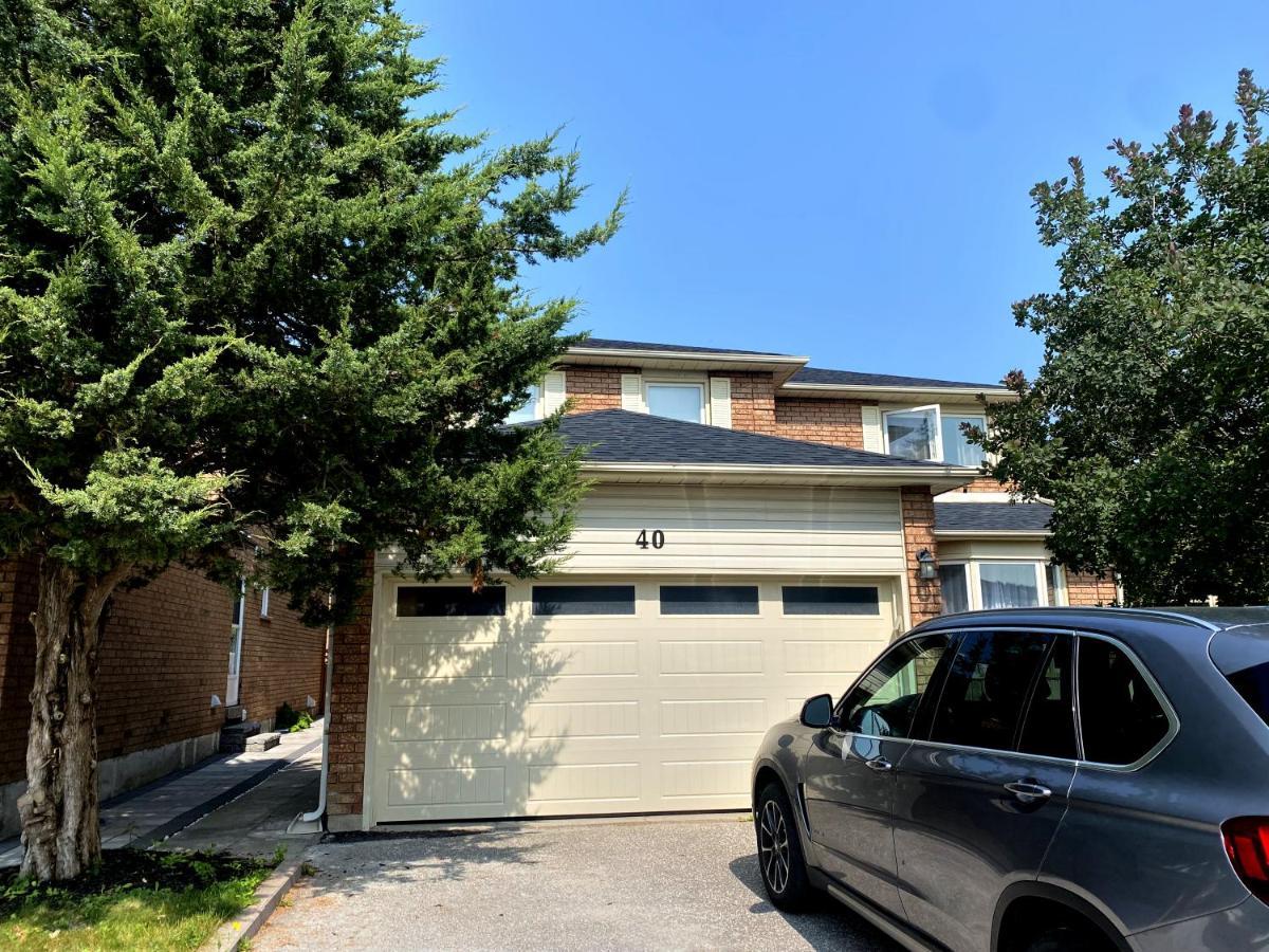 Spacious 2-Bed-Room Near Yonge & Major Mackenzie Richmond Hill Exterior photo